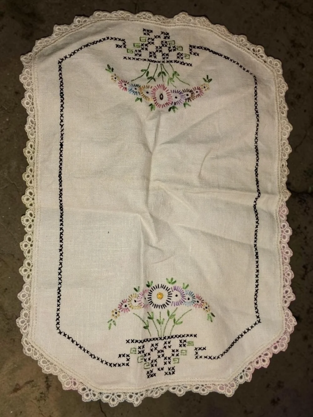 Hand-Embroidered Cream Floral Table Linen with Lace Edge